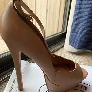 Steve Madden pump heels